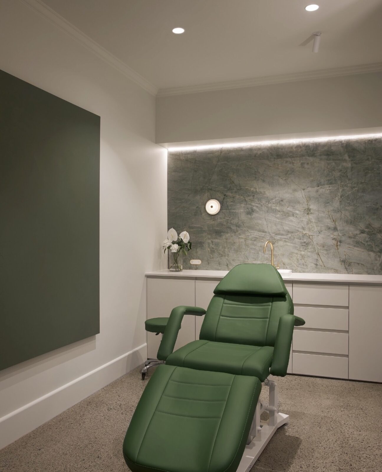 SSKIN treatment room